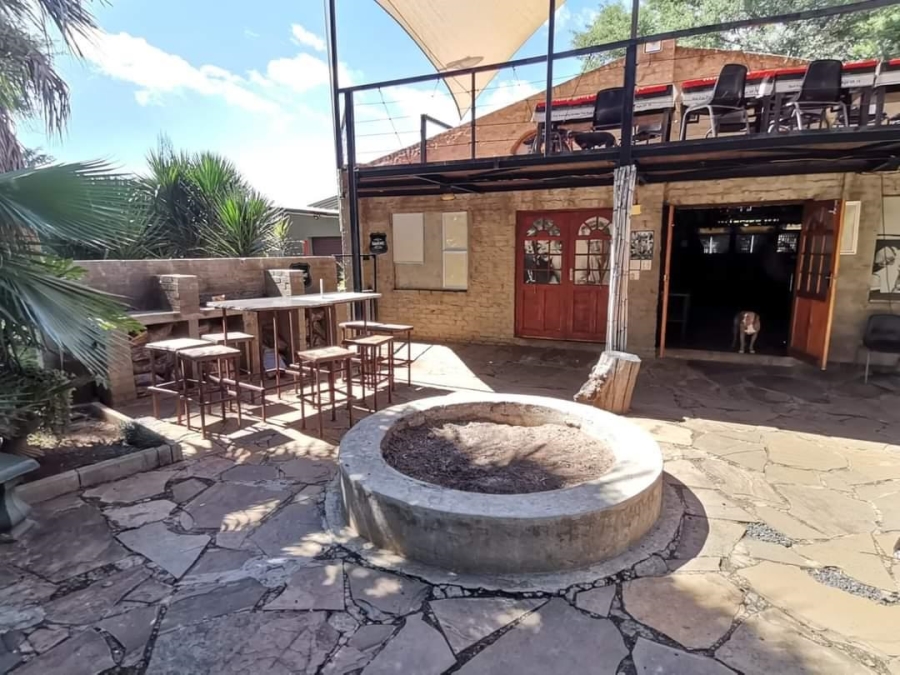 Commercial Property for Sale in Tweeriviere A H North West